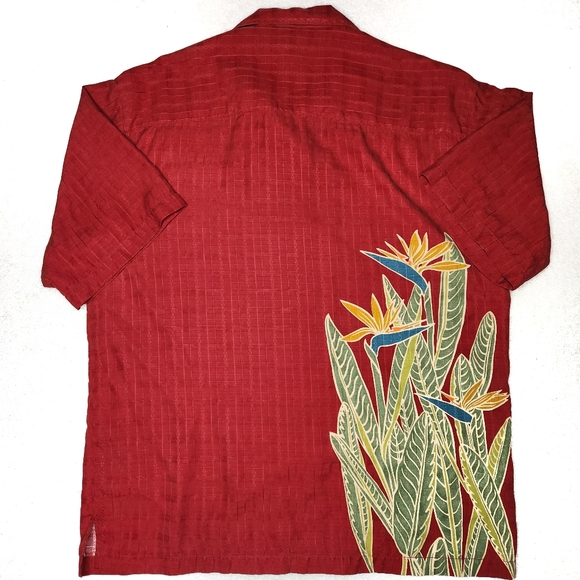 Tommy Bahama Short Sleeve Silk Button Down Large - Picture 2 of 4